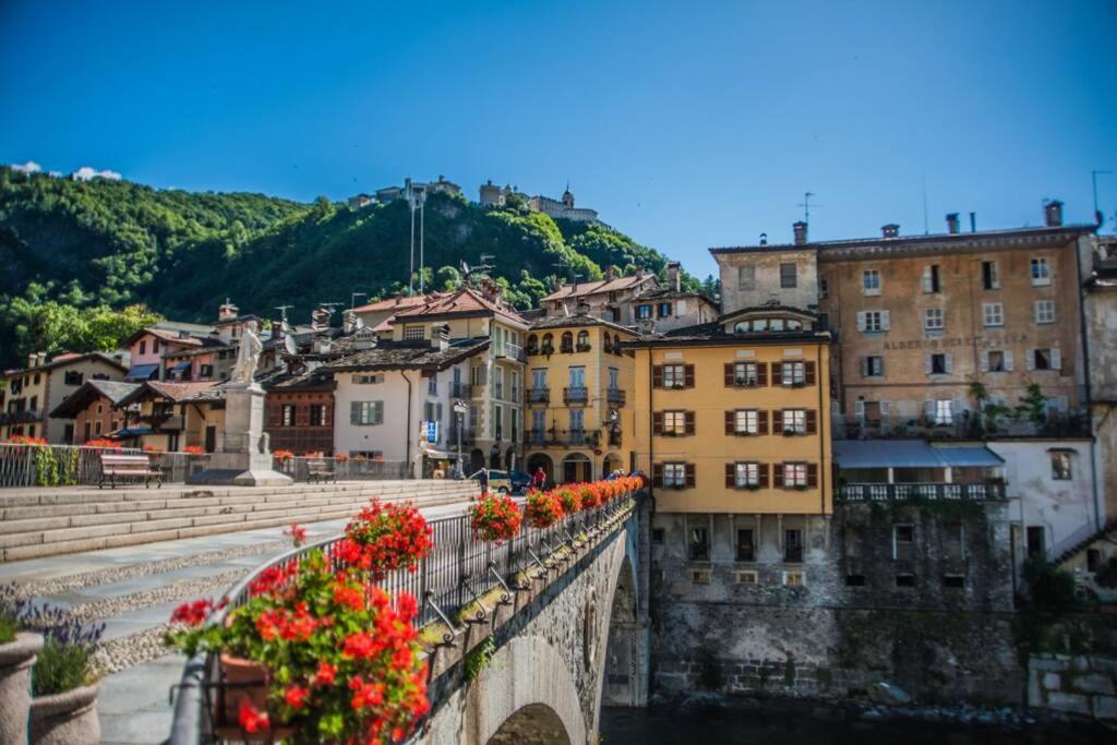 Al Vicolo Del Gallo Appartamento Varallo Extérieur photo